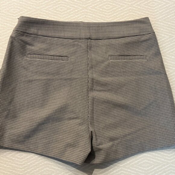 House of Harlow 1960 Skort Suit Size Medium - Picture 3 of 4